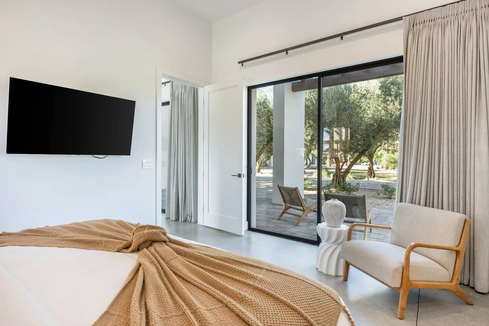A room on the property
