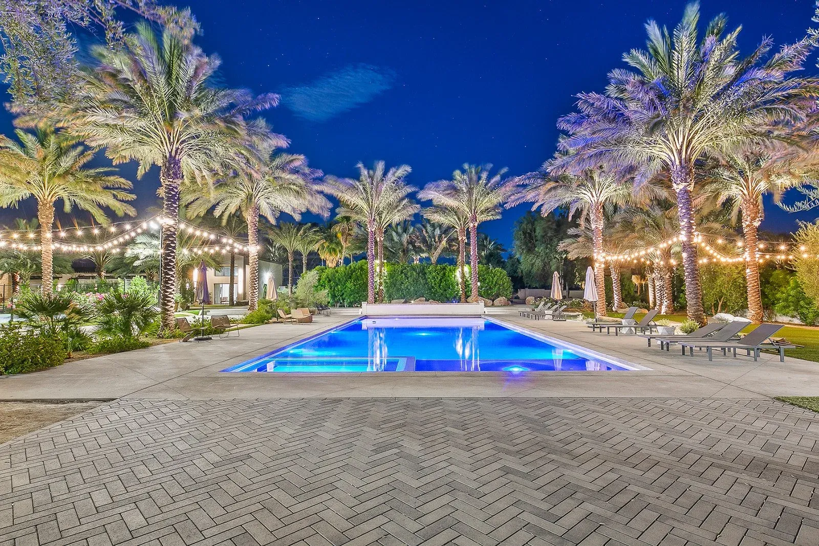 The pool at rest