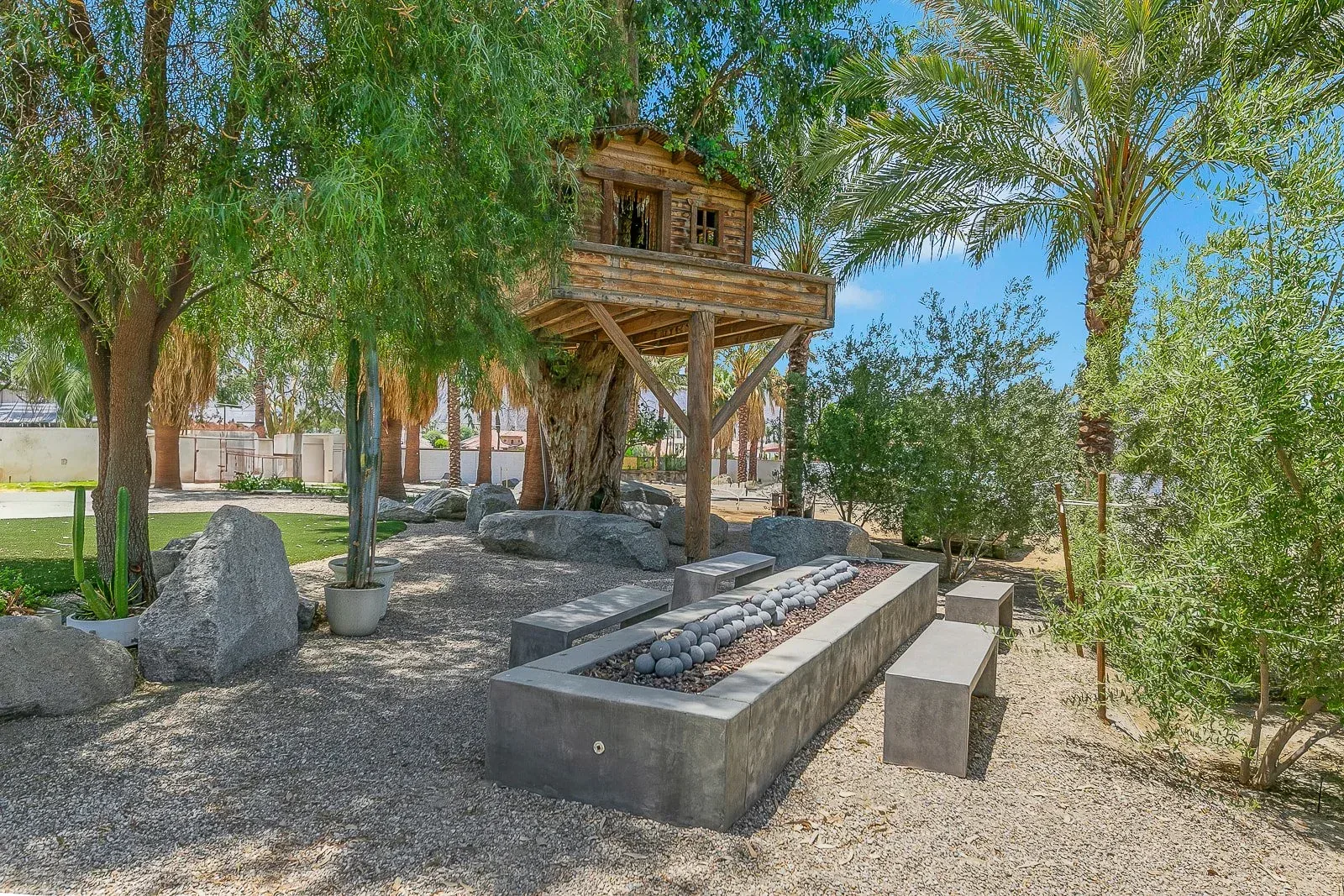 The treehouse and the fire table
