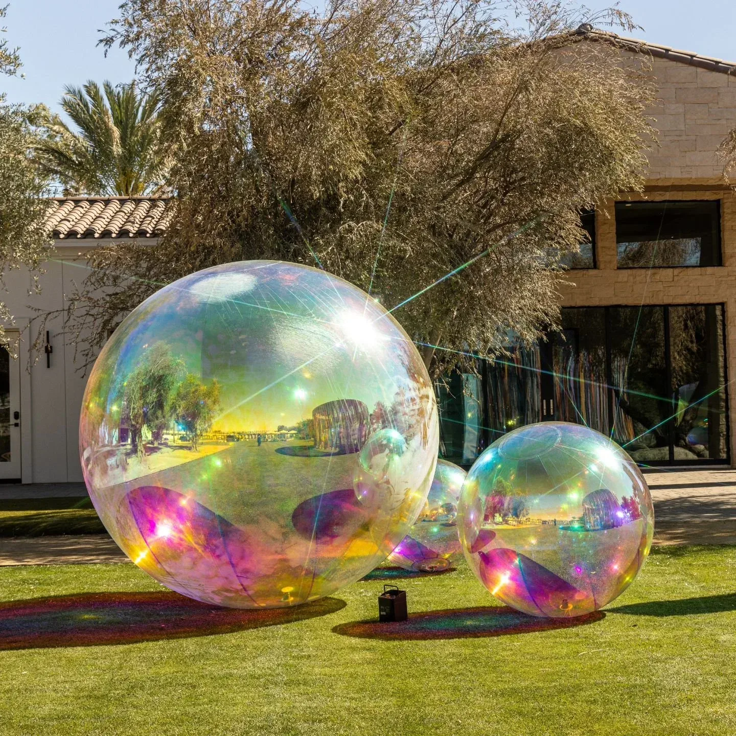 Mirror spheres on the lawn